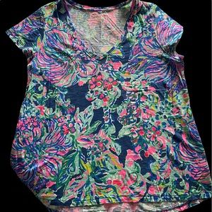 Lilly Pulitzer tshirt